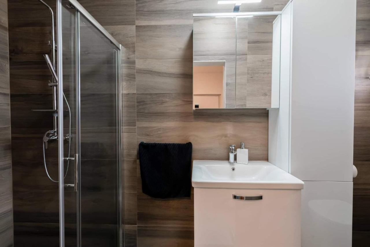 Apartment White Pearl Ražanac Dış mekan fotoğraf